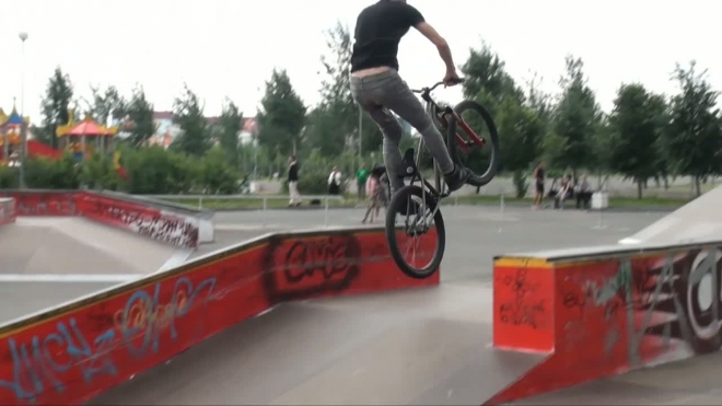 «SUMMER STREET SESSION 2011» . BMX-контест и роллер-спринт