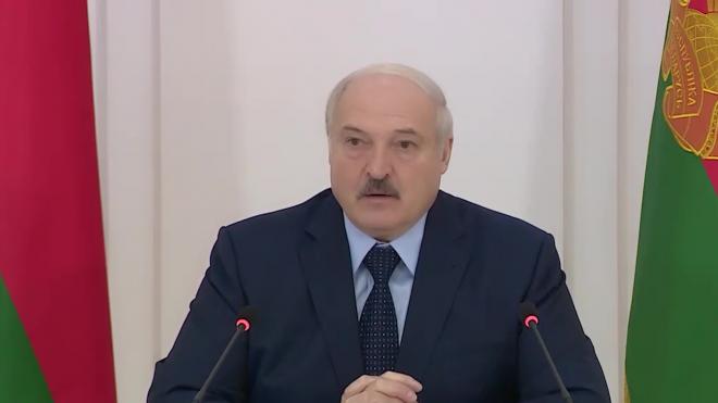Лукашенко признался, что помог вывезти Тихановскую из страны