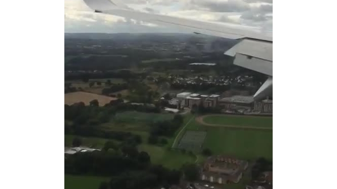 Пассажир снял на видео жесткую посадку самолета Ryanair