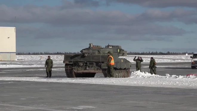 Канада направила Киеву первый танк Leopard 2
