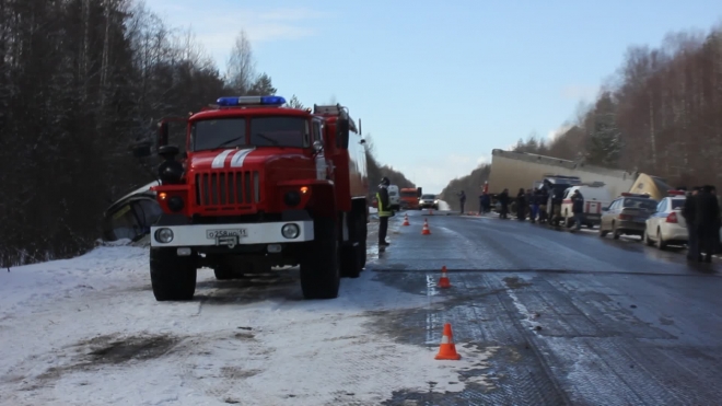 Страшное ДТП в Коми с автобусом: шестеро погибли, пятеро ранены. Видео и фото аварии и списки погибших публикует МЧС