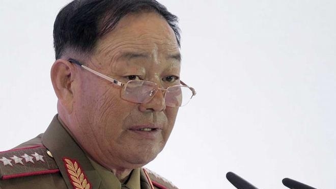 В Северной Корее расстреляли министра обороны, уснувшего на мероприятии