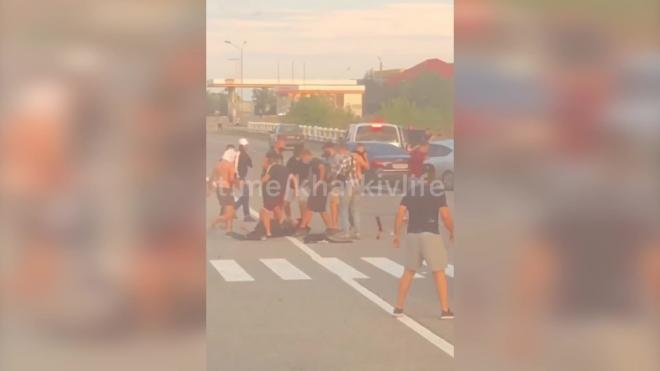 Обстрел автобуса под Харьковом сняли на видео