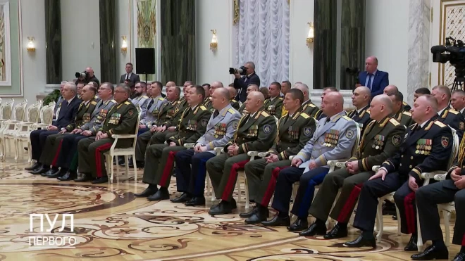 Лукашенко заявил, что на фоне событий в России армия приведена в полную боевую готовность