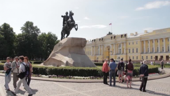 Скромный Петербург отобрал туристический "Оскар" у европейских городов