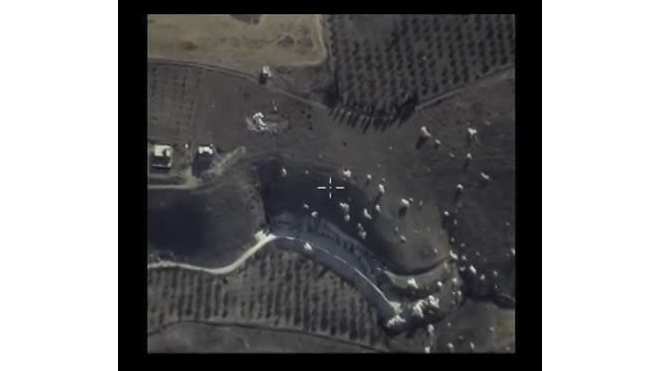 Минобороны: авиация уничтожила командный пункт ИГИЛ и потрепала боевиков "Аль-Каиды"