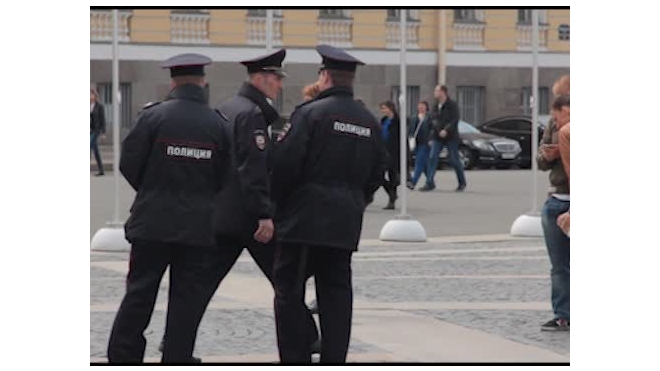 В Петербурге полиция занимается дерзким разбоем в частном доме‍