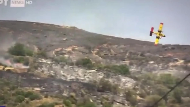 В Греции упал пожарный самолет типа Canadair