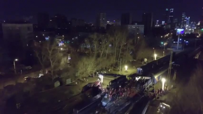 В сети появилось видео последствий столкновения поезда и электрички в Москве, снятого с беспилотника