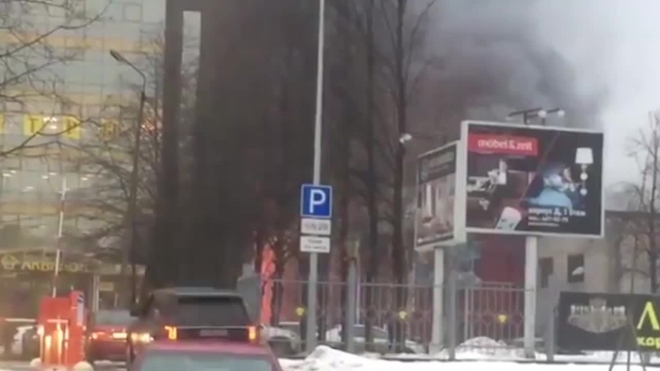 В деле о пожаре на скалодроме в Петербурге ищут сварщика