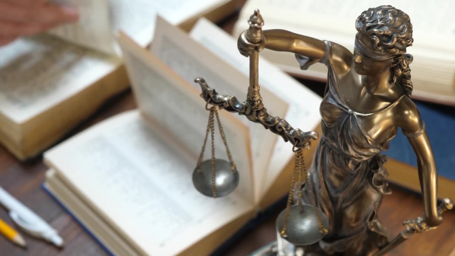 Задержавших Ивана Голунова полицейских заподозрили в превышении полномочий