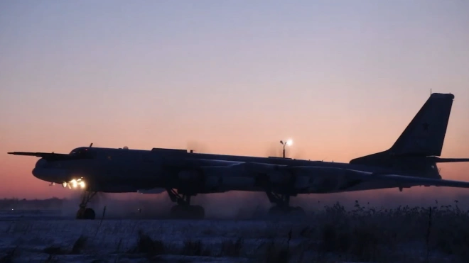 Два Ту-95МС пролетели над акваторией Японского и Охотского