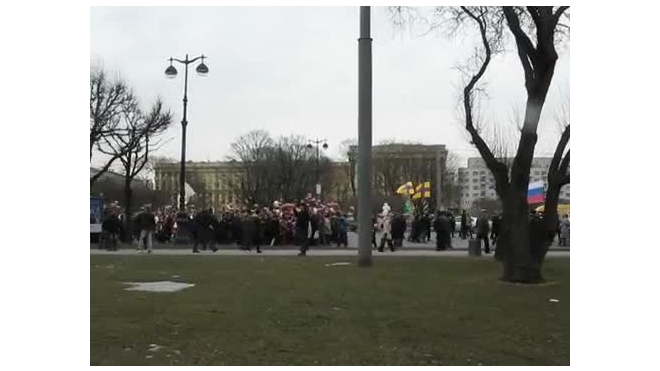 Петербургские оппозиционеры устроили трехдневную голодовку