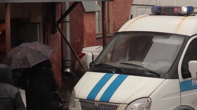 В Петербурге полицейских подозревают в краже денег у убитого