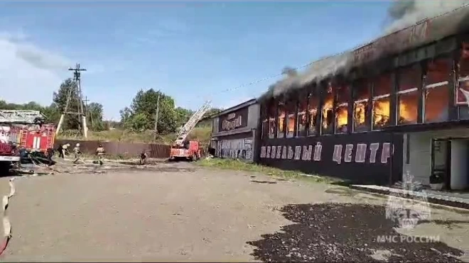 В Иркутской области ликвидировали пожар в гипермаркете