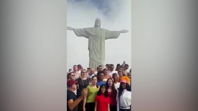 В Рио-де-Жанейро "Хор Турецкого" исполнил русскую "Калинку" у статуи Христа-Искупителя