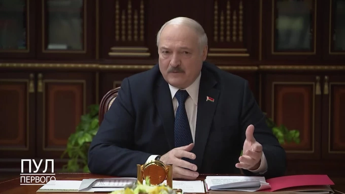Лукашенко: США подталкивают Белоруссию к войне