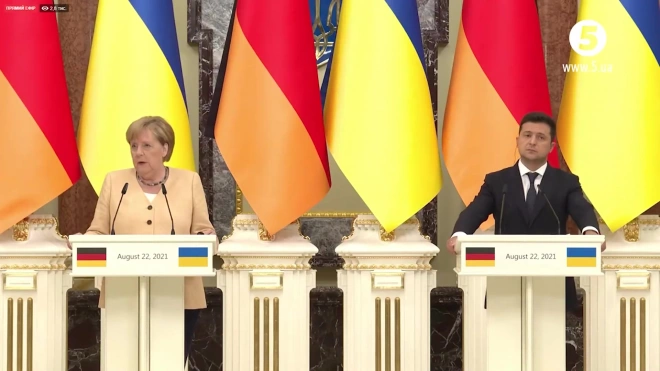 Меркель: использование "Северного потока - 2" в качестве оружия повлечет санкции