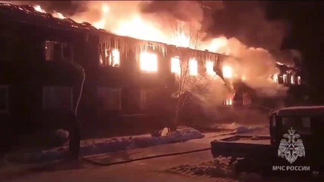 Площадь пожара в жилом доме в Иркутской области составила 700 "квадратов"