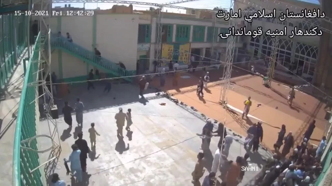 Появилось видео теракта в шиитской мечети в Кандагаре