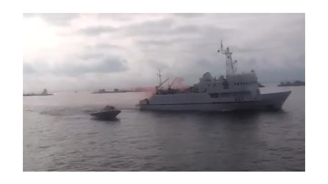 В Петербурге открывается военно-морской салон