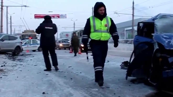 ДТП: в Челябинске при лобовом столкновении погиб военный