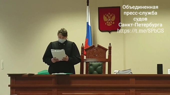 Суд Петербурга не удовлетворил коллективный иск горожан против QR-кодов