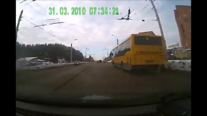 Автобус сбил ребёнка в Ижевске.