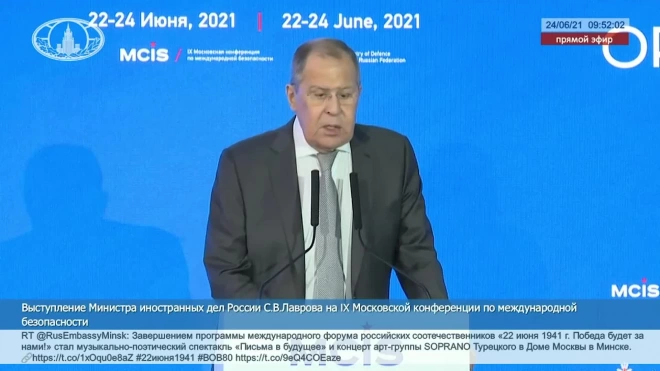 Лавров: НАТО отказывается от контактов с Россией по линии военных