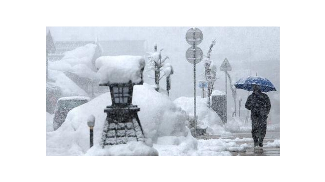 Мощнейший снегопад в Японии унес жизни 3 человек, более 400 пострадали