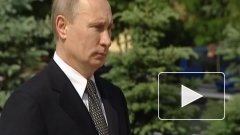 Путин возложил венок к монументу Победы в центре Минска