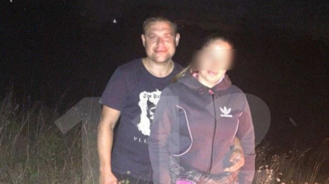 В сети опубликовано фото мужчины, который подозревается в убийстве женщины и ее сына в Москве