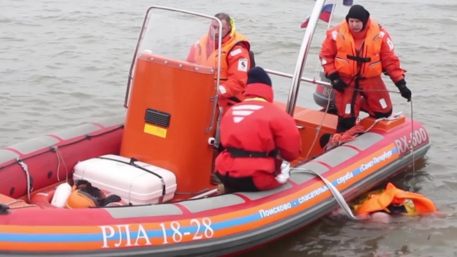 Пьяный челябинец утонул посреди озера парка Сосновка
