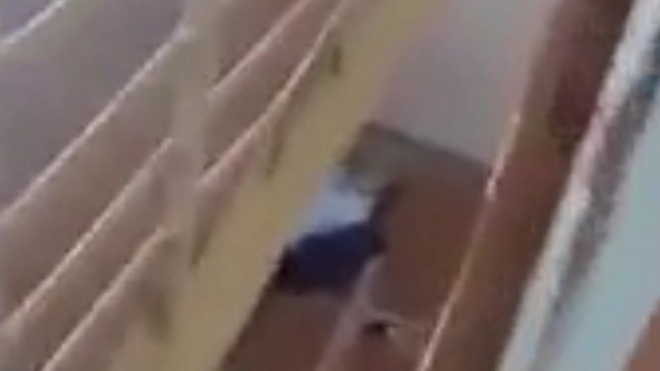 Опубликовано леденящее душу видео начала стрельбы в политехническом колледже Керчи