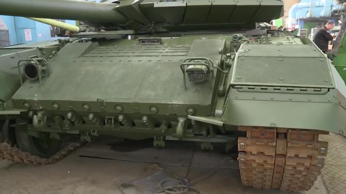 Россия показала сборку танка 