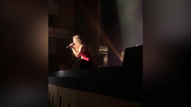 Блюзовой певице Бет Харт стало плохо во время концерта в Петербурге