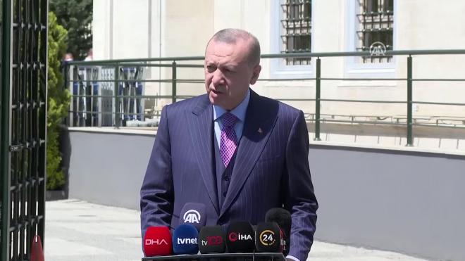 Эрдоган рассказал о планах по производству вакцины "Спутник V"