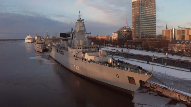 СМИ сообщили о маневрах корабля ВМФ России у побережья Флориды