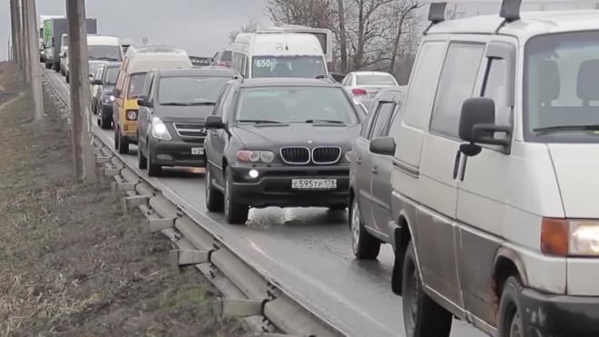 В жутком ДТП в Пушкине столкнулись три автомобиля, пострадали трое взрослых и четверо детей