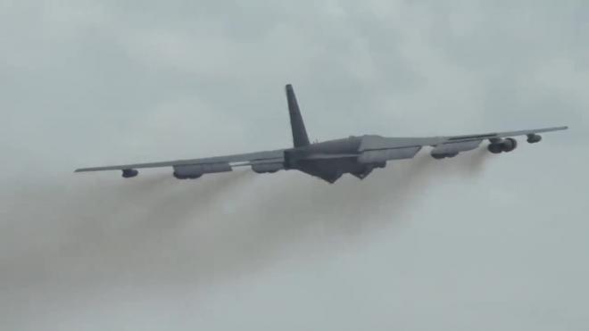 Стратегические бомбардировщики США замечены вблизи границ России