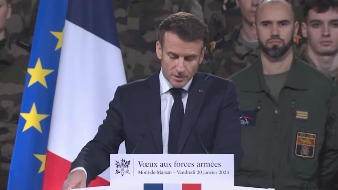 Макрон призвал французских военных быть готовыми к масштабной операции НАТО