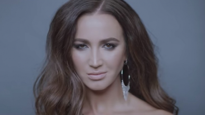 "Принимай меня": Ольга Бузова представила клип на песню из нового альбома