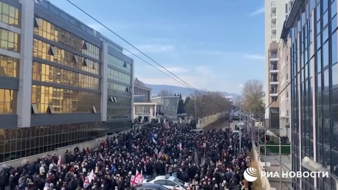 Саакашвили привезли в суд для рассмотрения дела о разгоне митинга