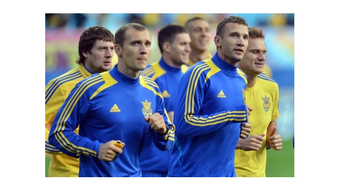 Сборная Украины сегодня сыграет со Швецией на Евро-2012
