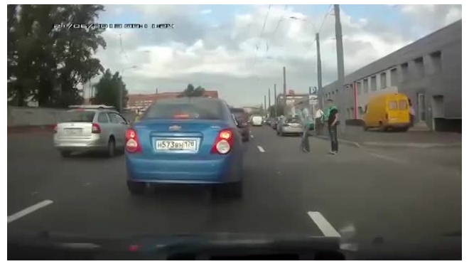 В Петербурге бывшего полицейского судят за стрельбу на дороге