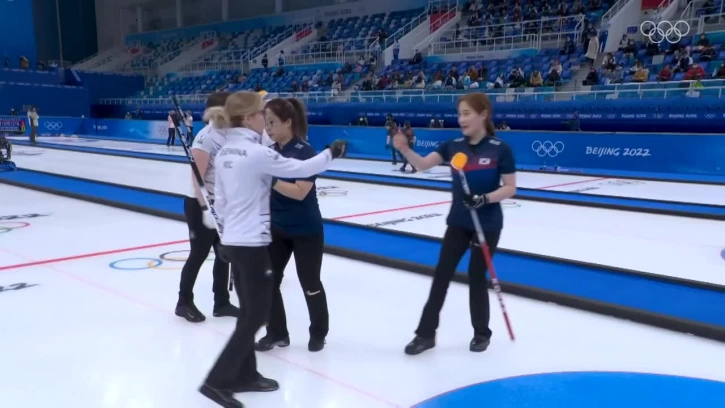 Женская сборная России по кёрлингу потерпела третье поражение подряд на Олимпиаде в Пекине