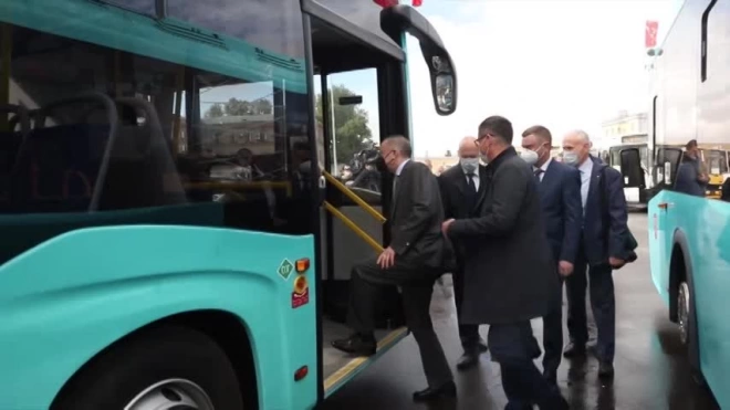 В Петербурге открылся первый парк для автобусов на газомоторном топливе