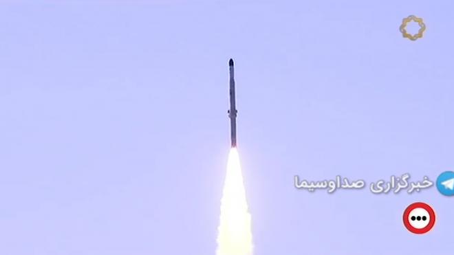 Иран провел пуск новой ракеты-носителя Zolijanah