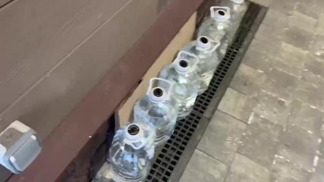 Полиция Ленобласти накрыла подпольное производство алкоголя в Войсковицах