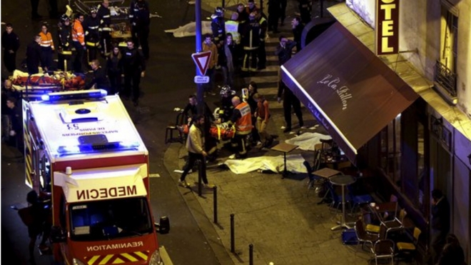 Франсуа Олланд обвинил в парижских терактах ИГ